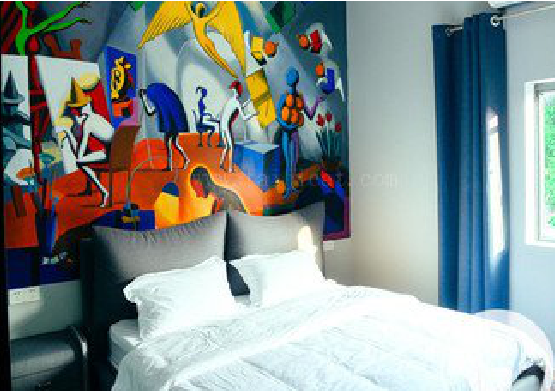 澜沧对于酒店的墙体彩绘而言更注重哪些方面?